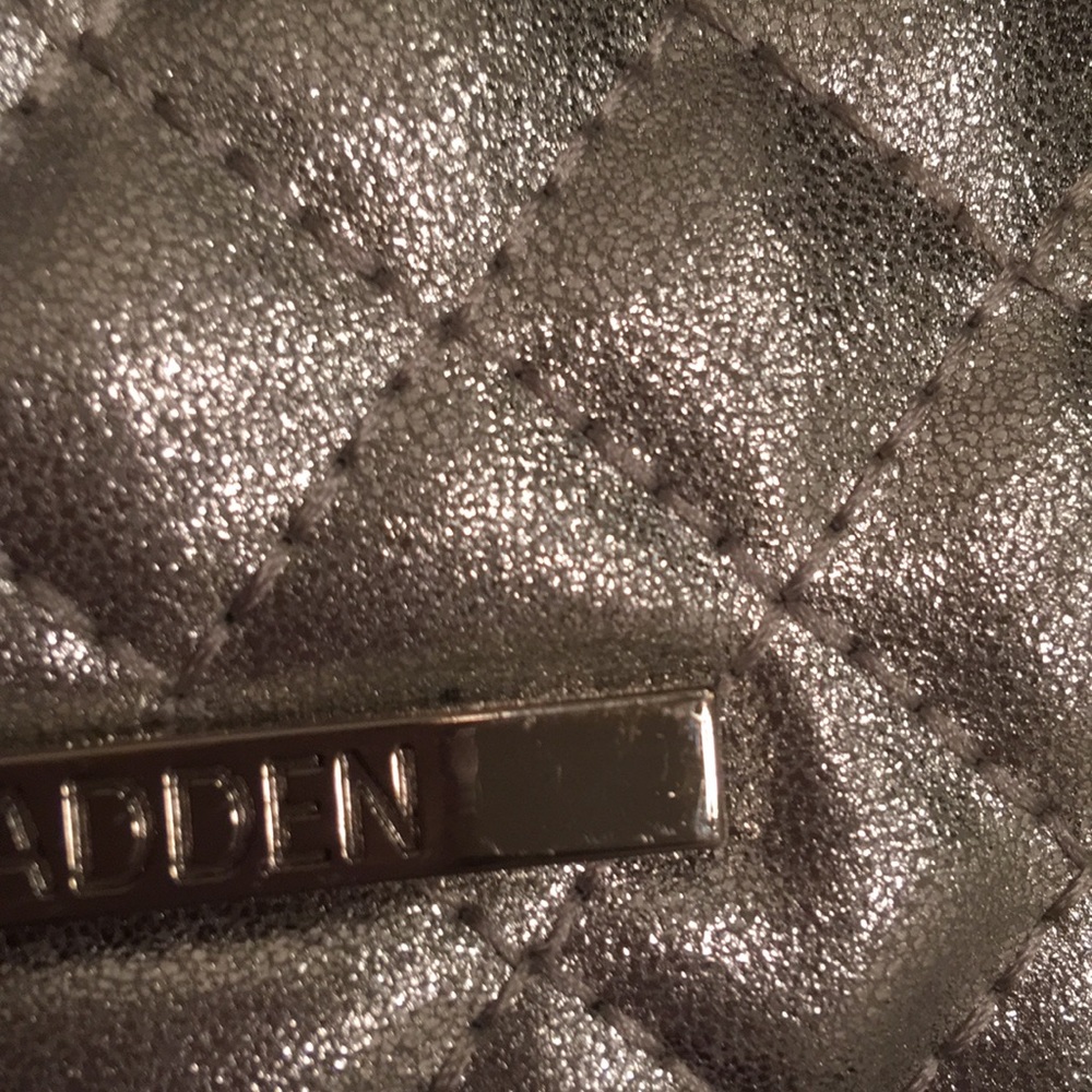 Handbag - Picture 8 of 8
